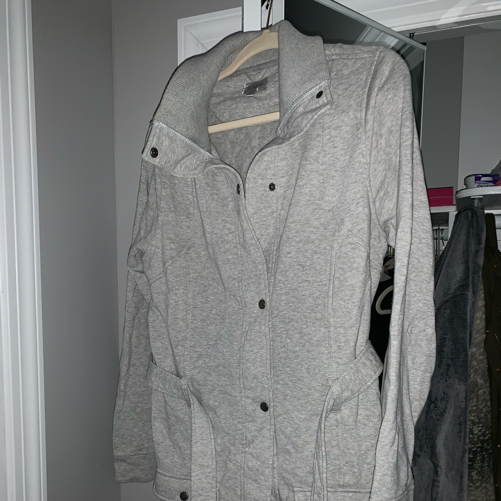 Sweater/ Jacket
